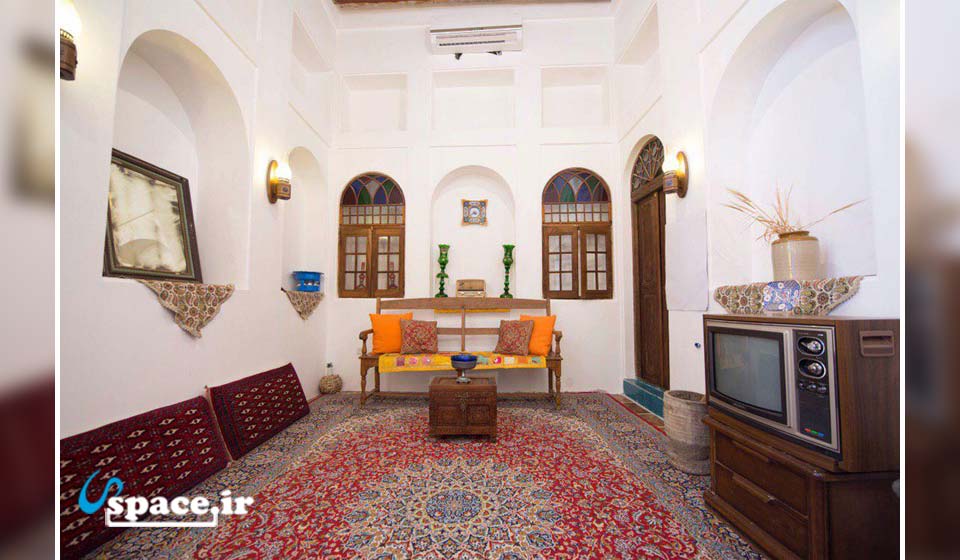 نمای داخلی اتاق - هتل سنتی حاج رئیس - بوشهر